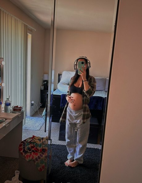 濃厚なヌードオンリーファンズ セクシー 写真