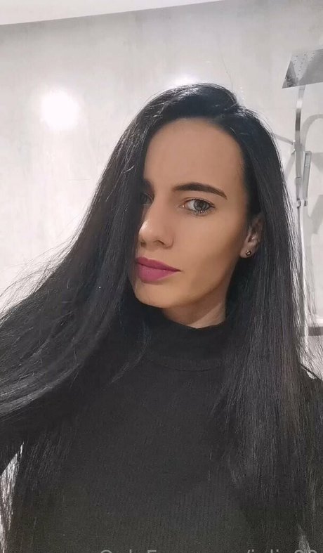 julia92 エロティックなモデル ギャラリー