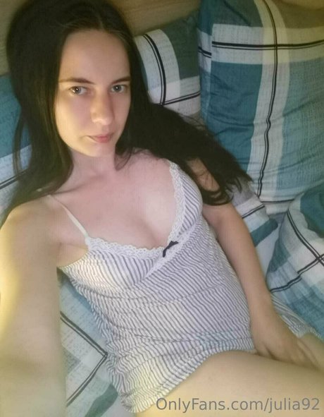 julia92 アートポルノスター 写真