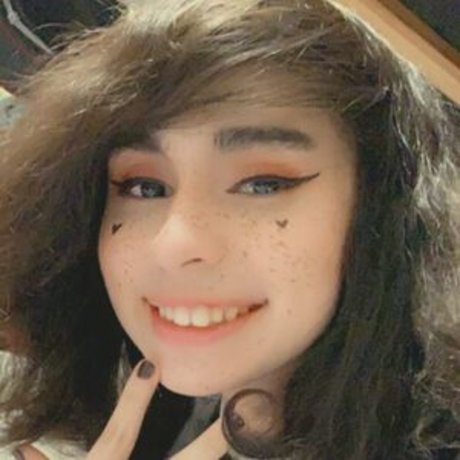 アマチュアディープスロートオンリーファンズ ヌード 画像