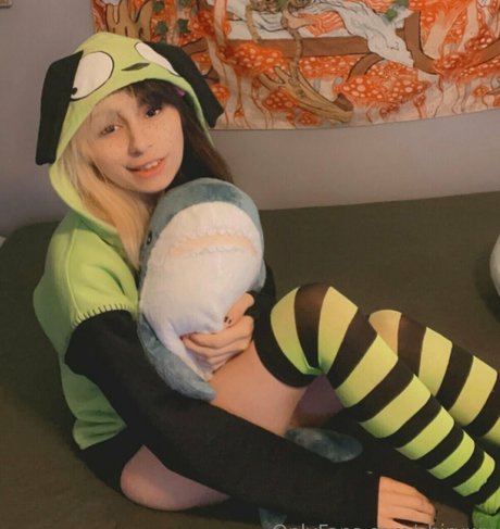 ぽっちゃりカップルオンリーファンズ 美しいxxx 画像