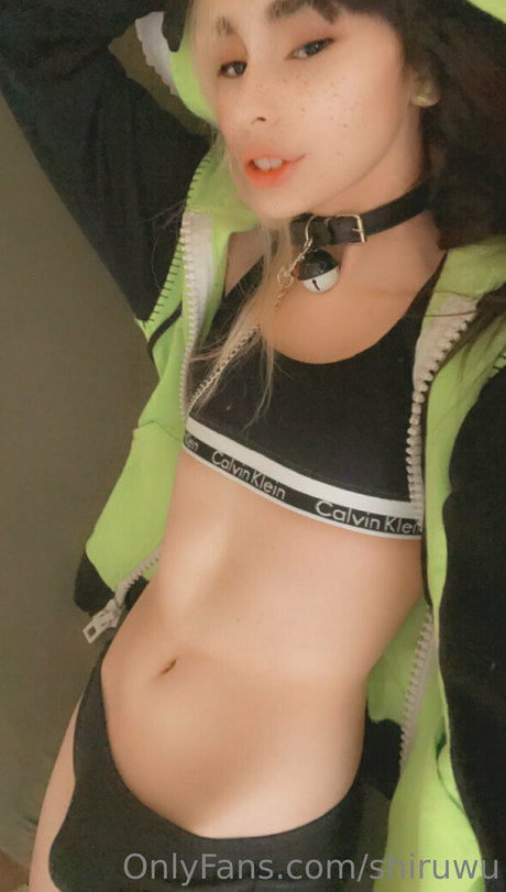 Shiruwu ホットなスター ギャラリー