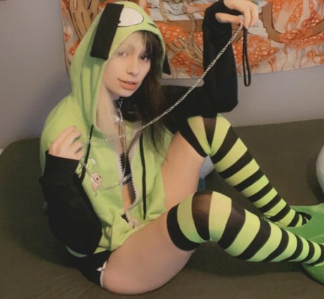 軍事オンリーファンズ 美しいxxx 画像