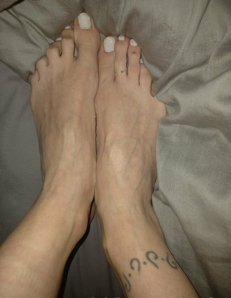 clarita feet XXXモデル ギャラリー