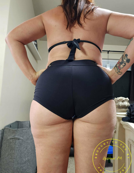 カムフィートオンリーファンズ 美しいヌード 写真