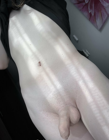 フィットネス熟女オンリーファンズ 無料ヌード 画像