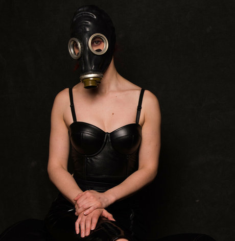 妊娠中のオンリーファンズ 美しいポルノ 画像