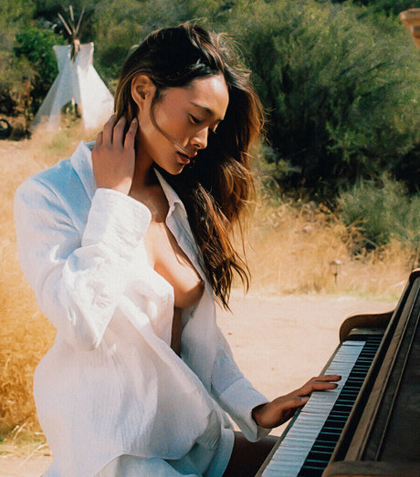 Jarah Mariano ポルノスター 美しい ギャラリー