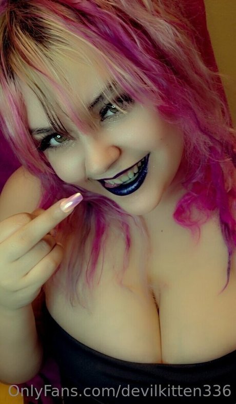 devilkitten336 トップスター 写真