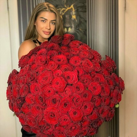 後背位オンリーファンズ ヌード アーカイブ