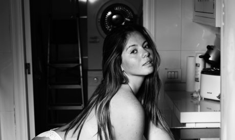 ggrrcc ホットなモデル 写真