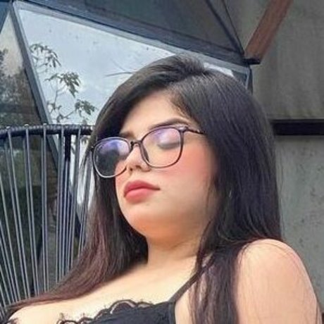 Natalia Hoyos 裸のスター 写真