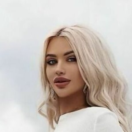 anastasiiabod エロティックなモデル 画像