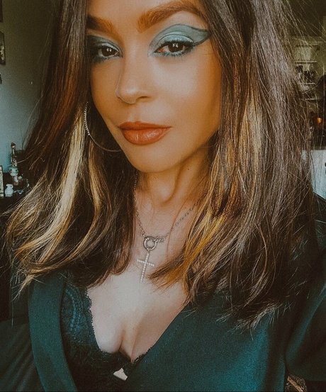 ニューハーフオンリーファン ホットxxx 画像