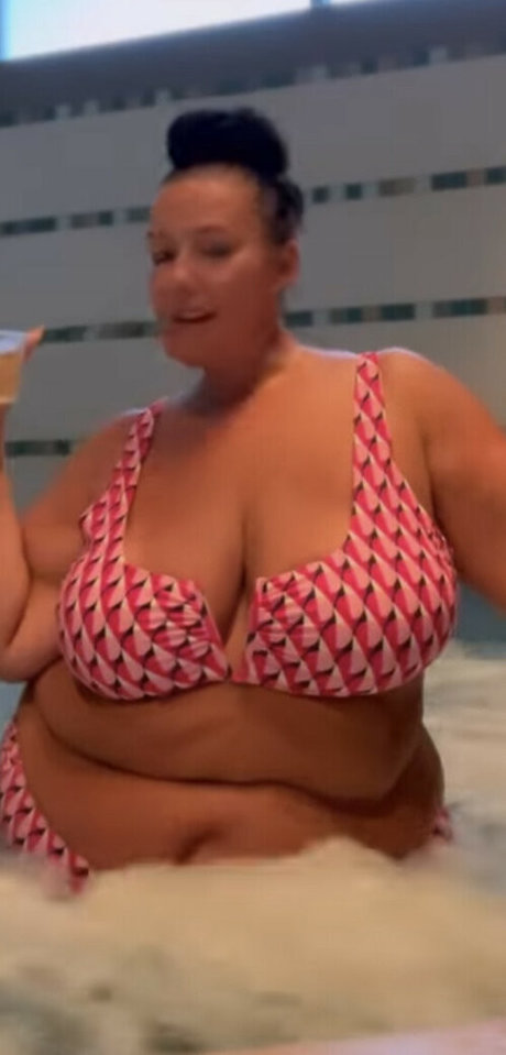 Ms Jaci J ヌードスター 写真