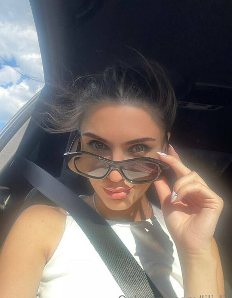 ナースオンリーファンズ セクシーヌード 写真