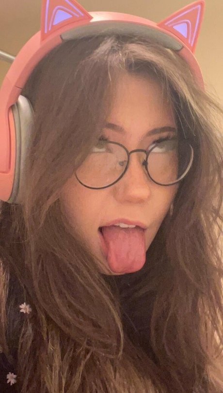 ぽっちゃり妊婦オンリーファンズ セクシー 写真