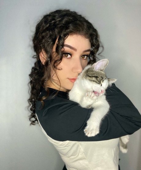 フラットオンリーファン 無料ポルノ 画像