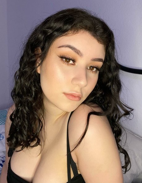 Yazzi ポルノ女優 ギャラリー