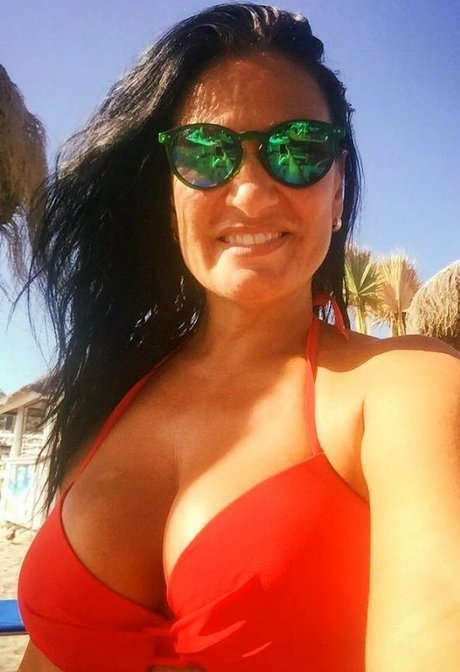 モデルファックオンリーファンズ セクシーヌード 写真