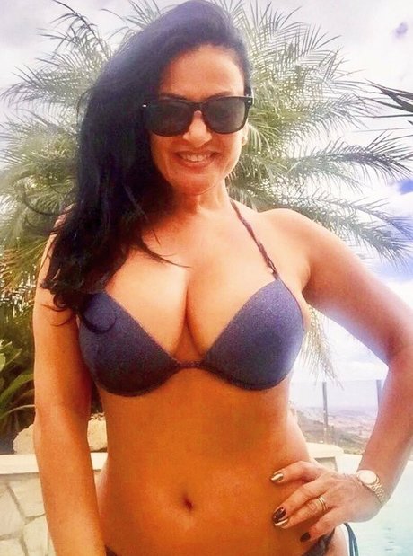 Angela Cavagna 裸のポルノスター 画像