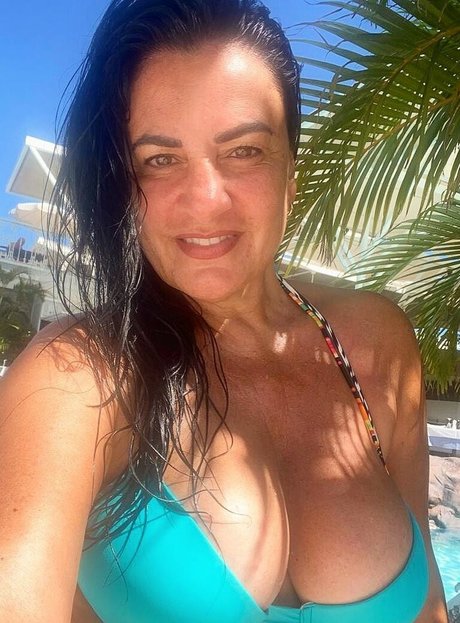 Angela Cavagna アートモデル 写真