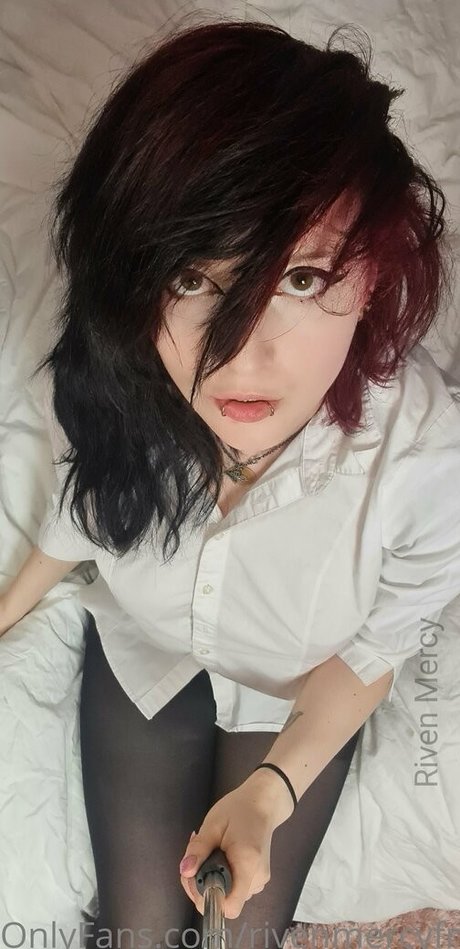 rivenmercyfree ポルノスター 画像