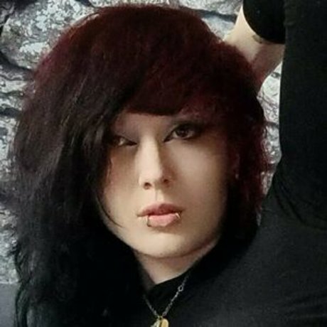 ティックトックスター オンリーファンズ ヌード 画像