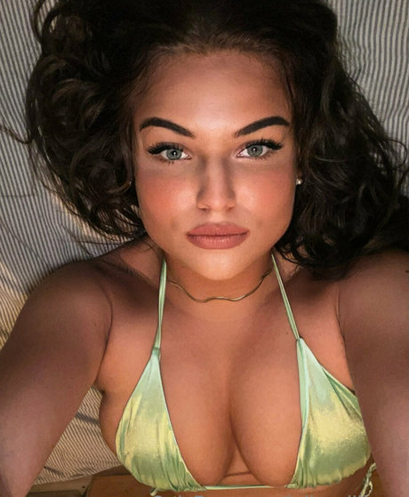 マッサージセラピストオンリーファンズ ホットポルノ 写真