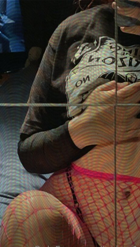 アジア人3P オンリーファンズ 無料エロ アーカイブ