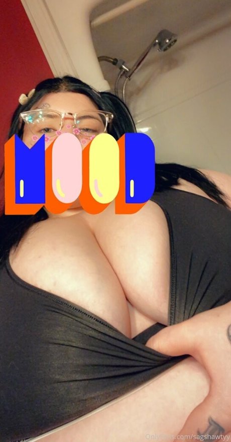 レズビアン誘惑オンリーファンズ セクシー裸 画像