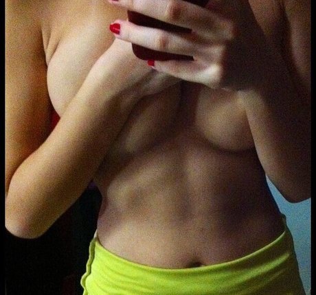 Anna En ヌードモデル 写真