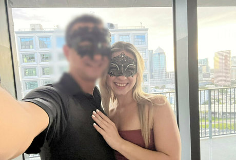 スキニーモデルオンリーファンズ セクシーヌード ギャラリー