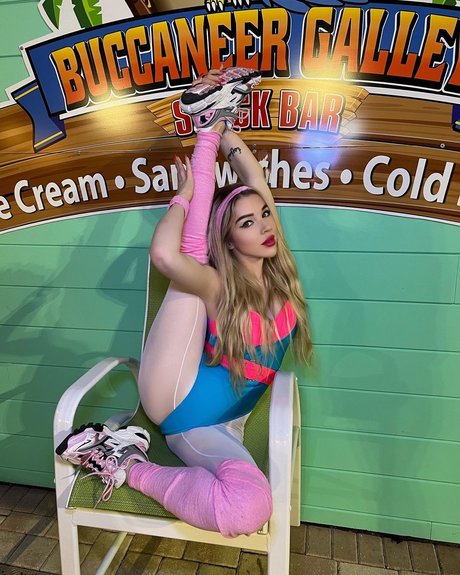 Anna Contortionist スター ヌード 写真