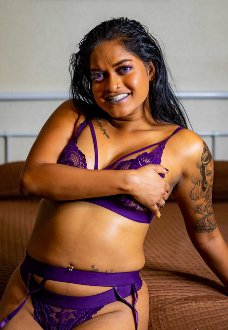 おばあちゃんの熟女オンリーファンズ 無料セクシー 写真