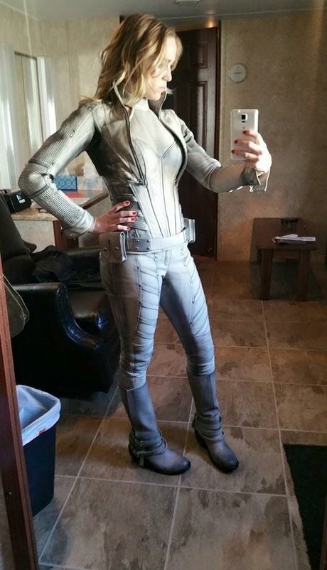 金髪の男性オンリーファンズ 美しいxxx 写真