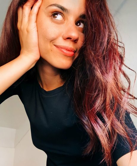 Vera Kaludi ポルノスター 写真