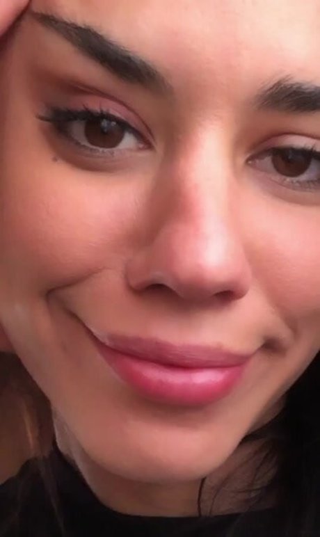 Vera Kaludi ホットモデル 画像