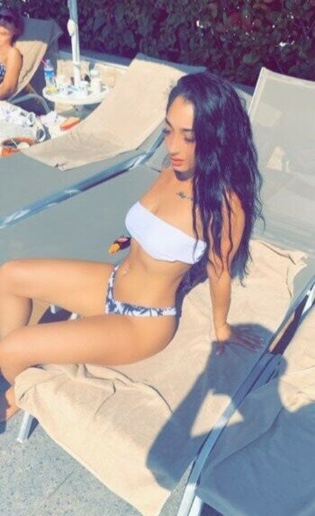 黒檀の熟女オンリーファンズ ヌード アーカイブ