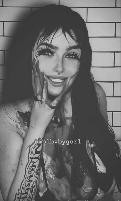 smolbvbygorl 美しいモデル 画像