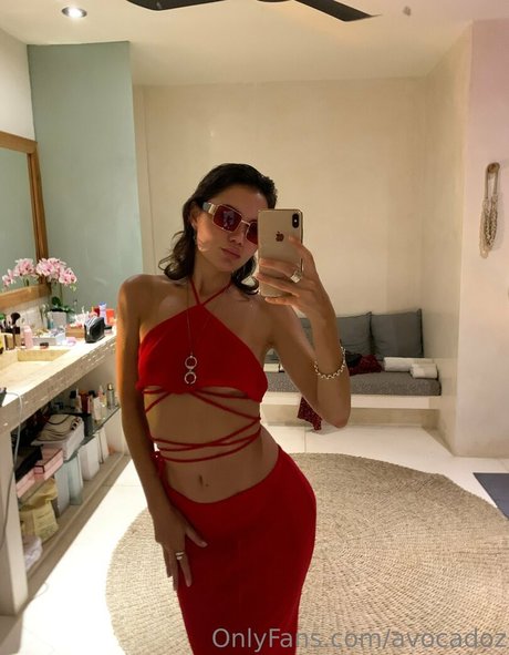 avocadoz ポルノスター 画像