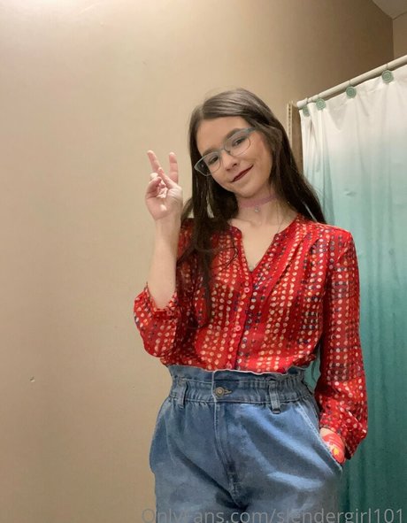 slender024 アダルトモデル 写真