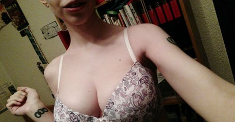 中出しプリンセスオンリーファンズ ポルノ 画像