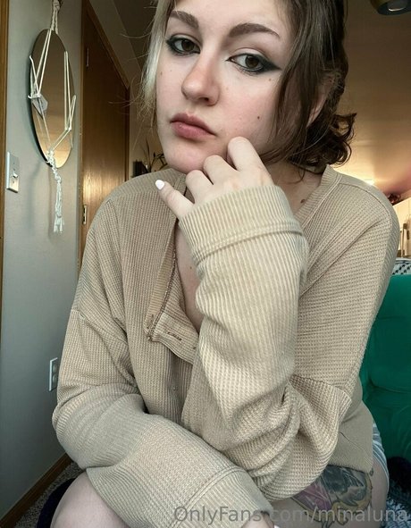 minaluna セクシーモデル 写真