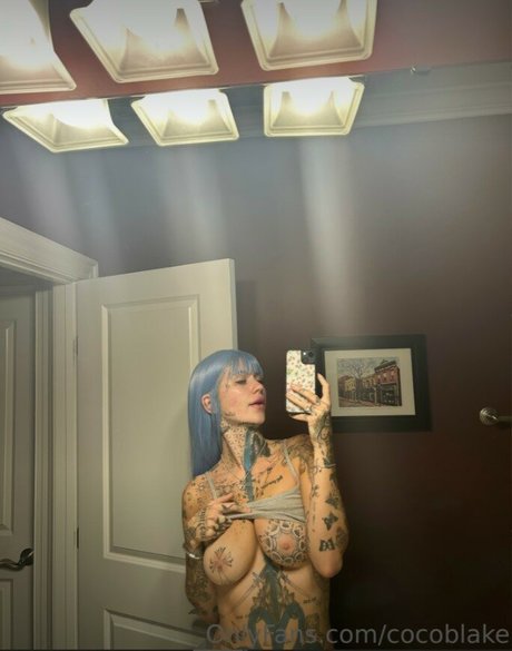 Coco Blake アートモデル 写真