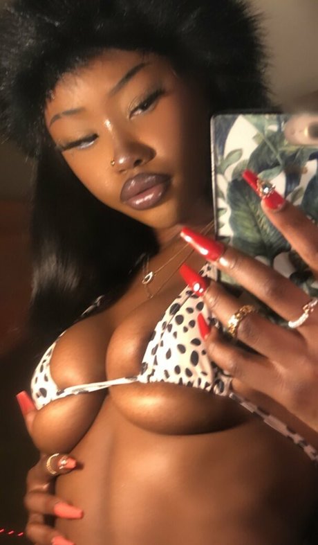 porcelainskys アダルトスター ギャラリー