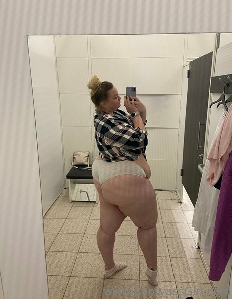 bootyassgirl 裸のスター 写真