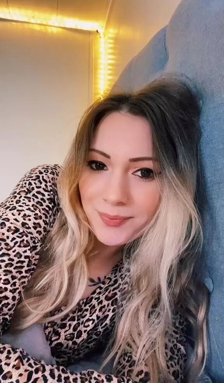 Little Momma ポルノスター セックス 写真