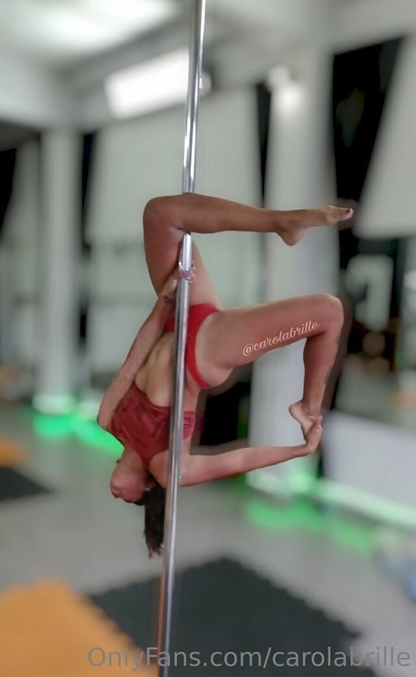 carolabrille 美しいポルノスター 写真