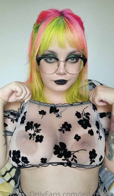 nyxie ledros 素敵なモデル 画像